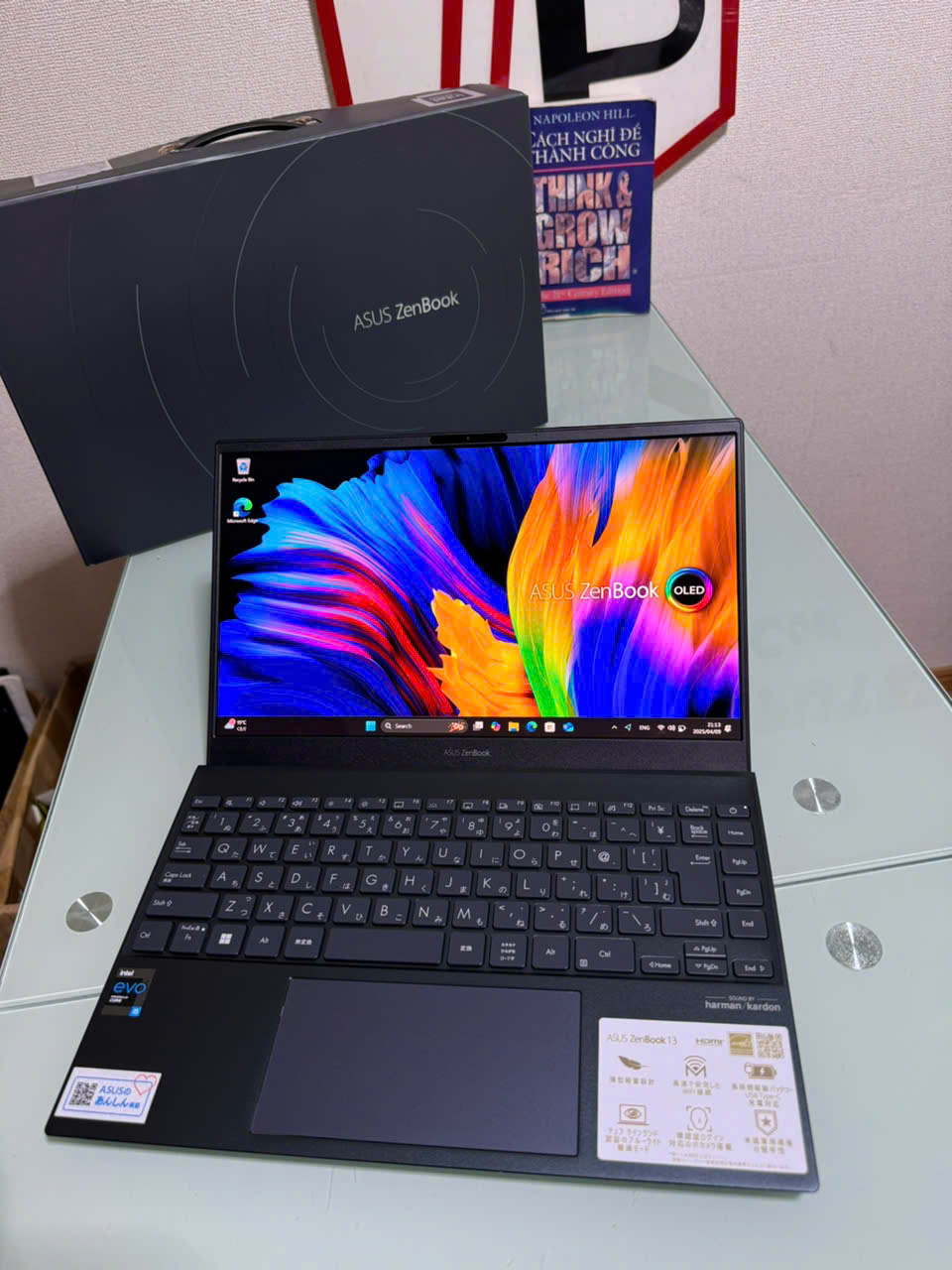 Asus Zenbook UX325EA / Core i5-1135G7 (up to 4.2Ghz | 4 nhân 8 luồng) / RAM 8GB / SSD 256GB / 13.3 inch FHD OLED (1920x1080)