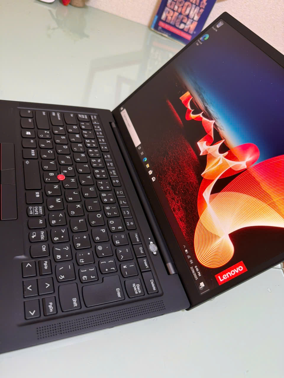 Lenovo Thinkpad X1 Carbon Gen 9 / Core i5-1145G7 (up to 4.40Ghz | 4 nhân 8 luồng) / RAM 8GB / SSD 256GB / 14 inch FHD+ IPS (1920x1200) 