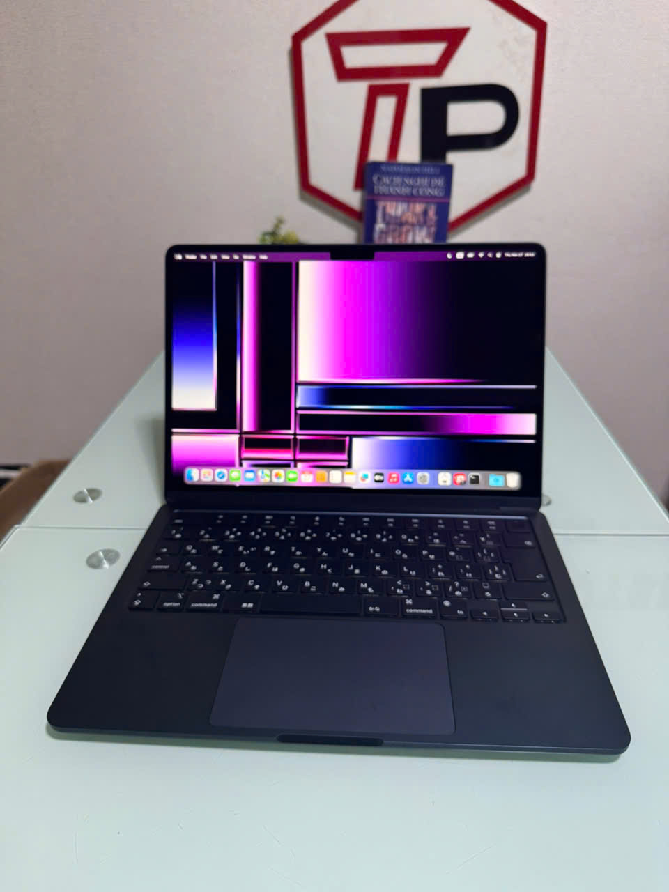 Macbook Air 2024 Midnight Black (Pin 100%) / Apple M3 / RAM 8GB / SSD 256GB / 13.6 inch 2k (2560x1664)