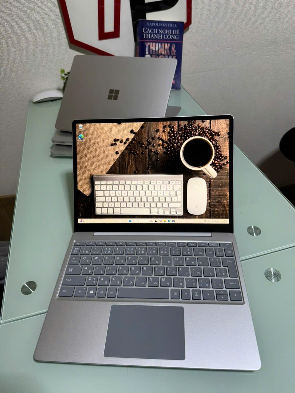 Surface Laptop Go / Core i5-1035G1 (up to 3.60Ghz | 4 nhân 8 luồng) / RAM 8GB / SSD 128GB /12.3 inch FHD IPS (1536x1024) cảm ứng